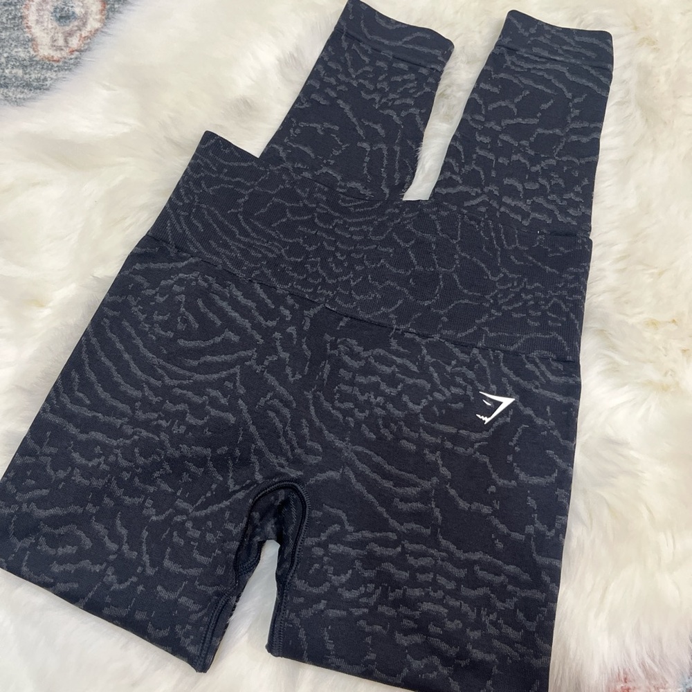 Gymshark adapt animal leggings